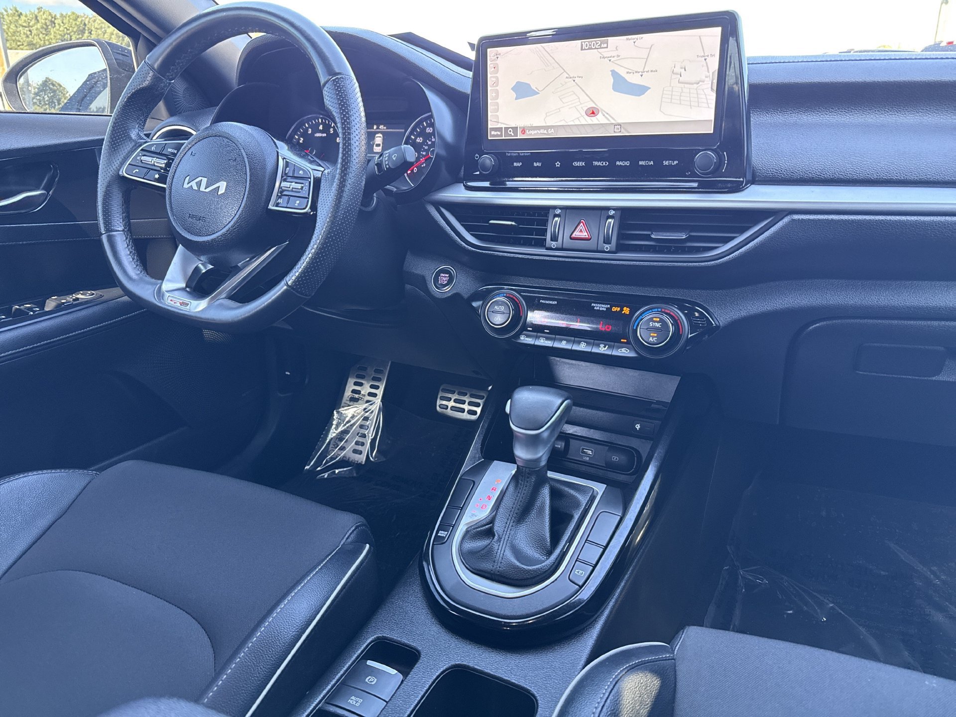 Used 2024 Kia Forte GT-Line w/ GT-Line Premium Package FWD image 3