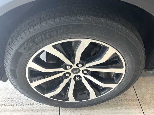 Certified 2022 Ford Explorer ST-Line AWD/4WD image 32