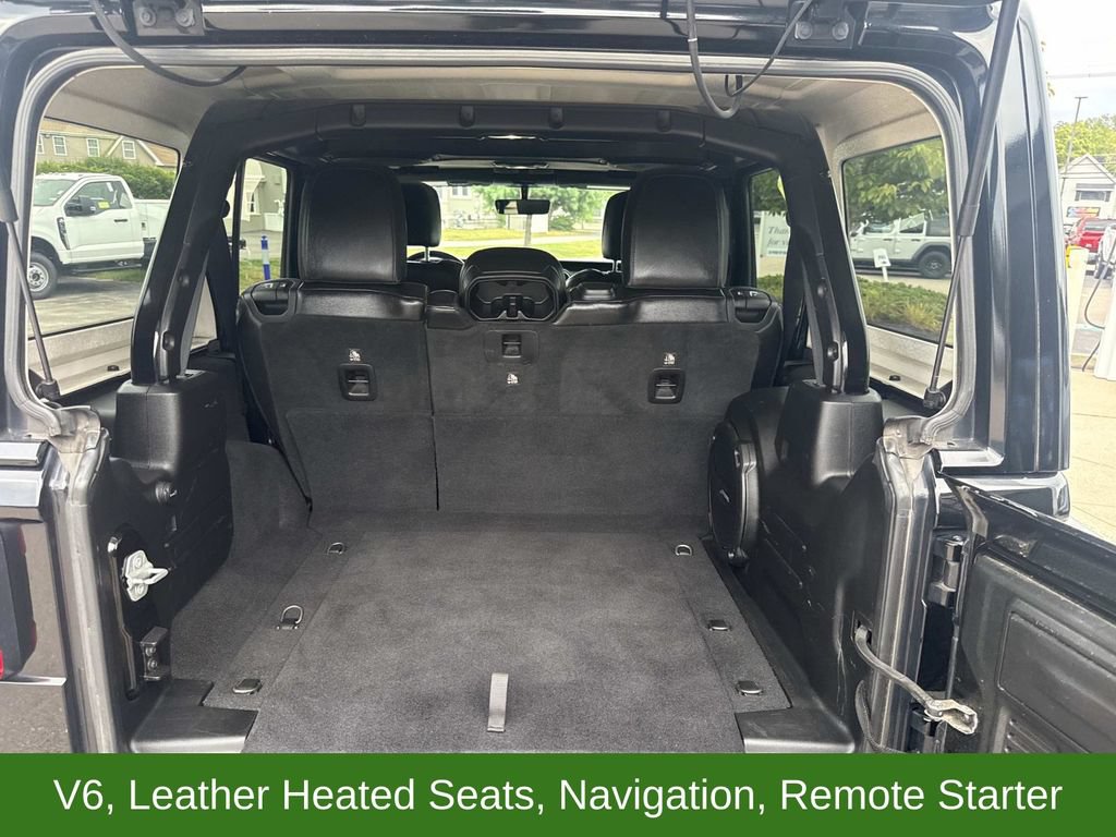 Used 2018 Jeep Wrangler Unlimited Sahara AWD/4WD image 5
