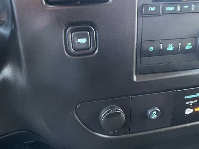 Used 2024 Chevrolet Express 2500 Work Van w/ Driver Convenience Package image 25