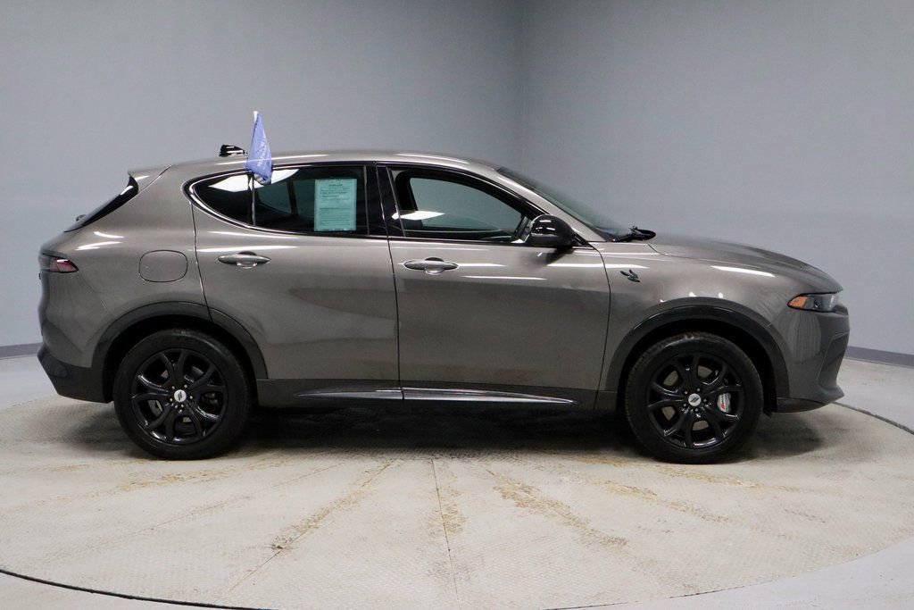 Used 2024 Dodge Hornet R/T w/ R/T Blacktop Package image 6