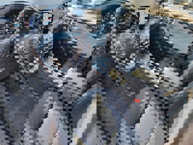 Certified 2022 Ford Explorer XLT w/ Equipment Group 202A image 19