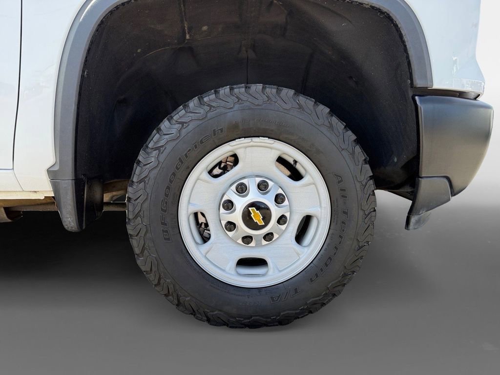 Used 2024 Chevrolet Silverado 2500 W/T image 10