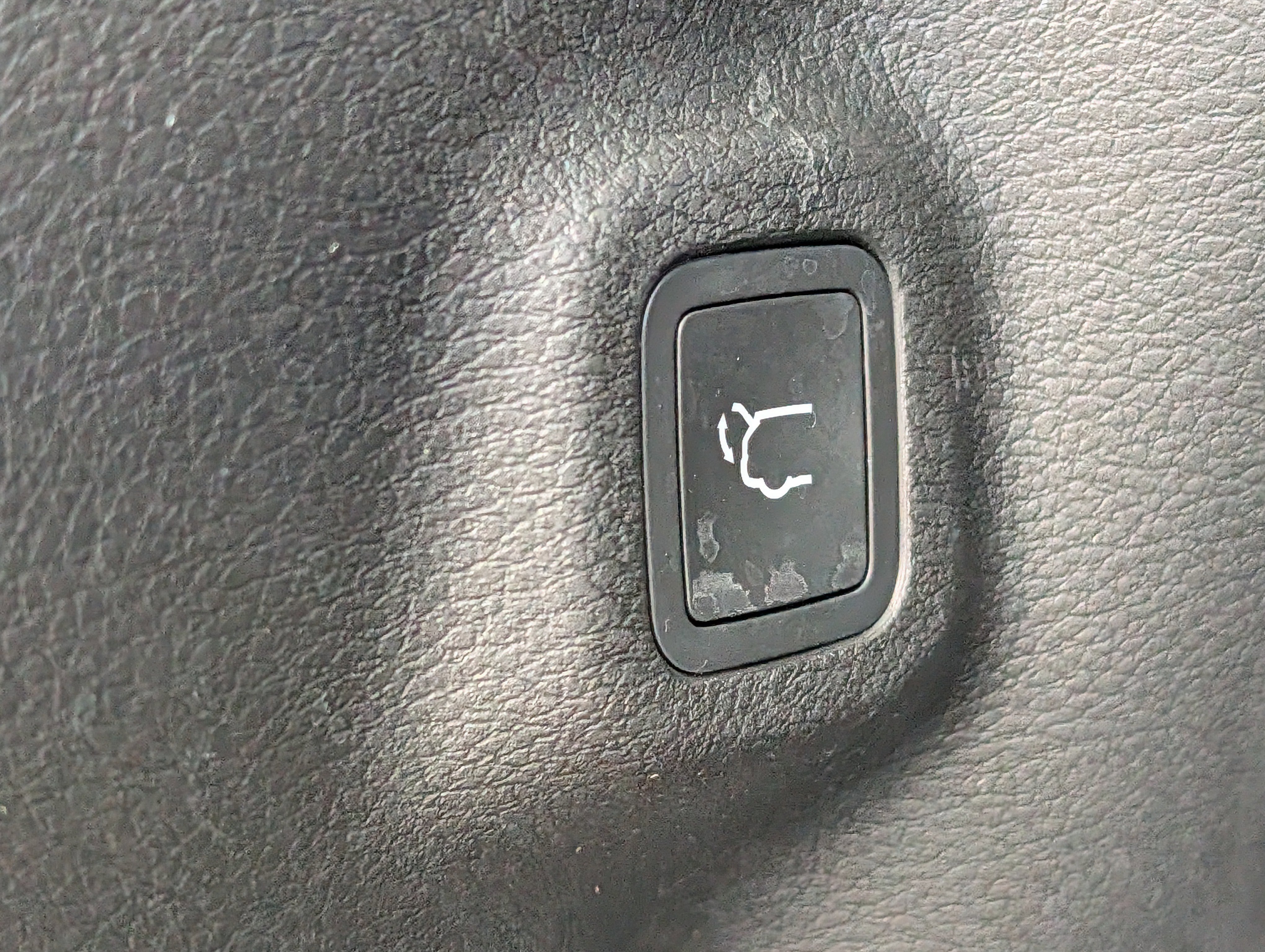 Used 2026 Jeep Compass Limited image 14