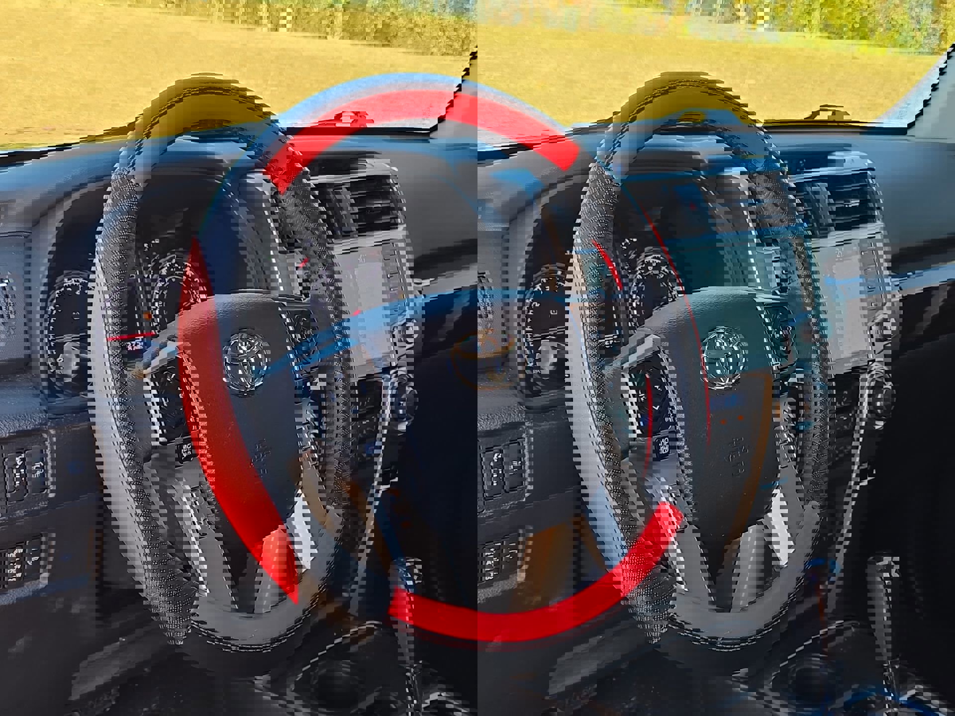 Used 2022 Toyota 4Runner Limited image 15