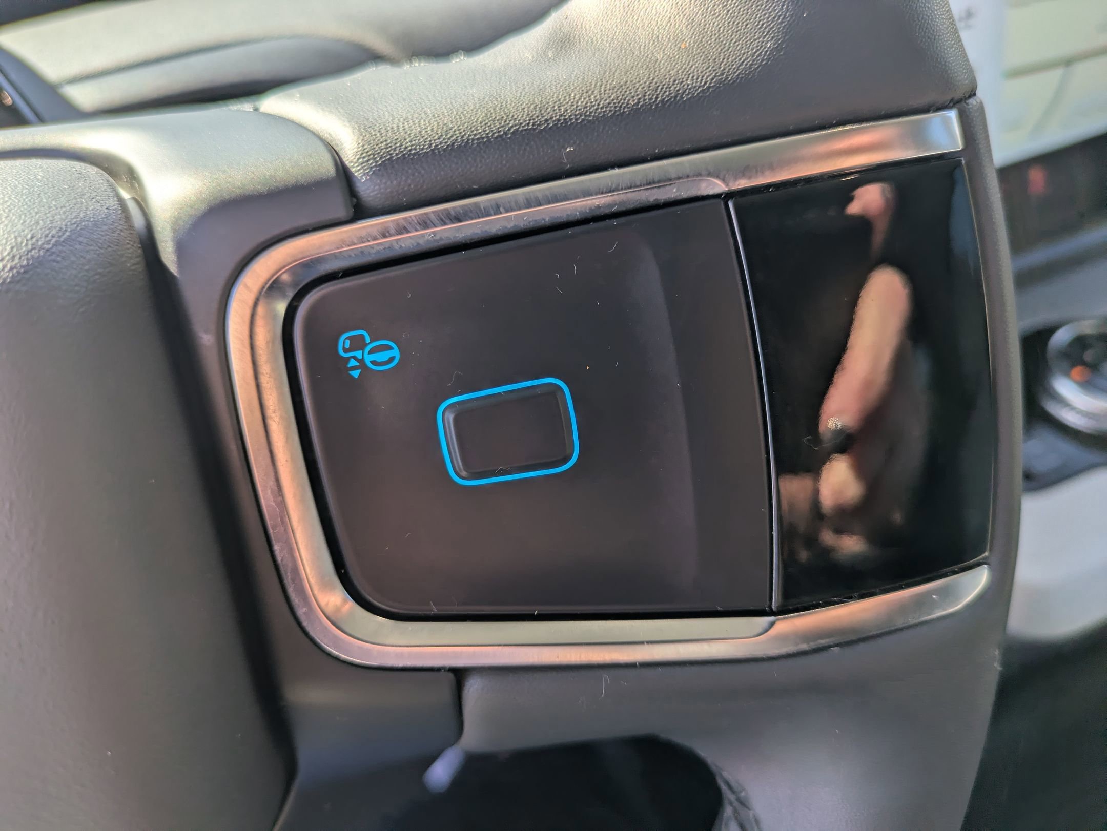 Certified 2025 Ford Expedition Active image 17