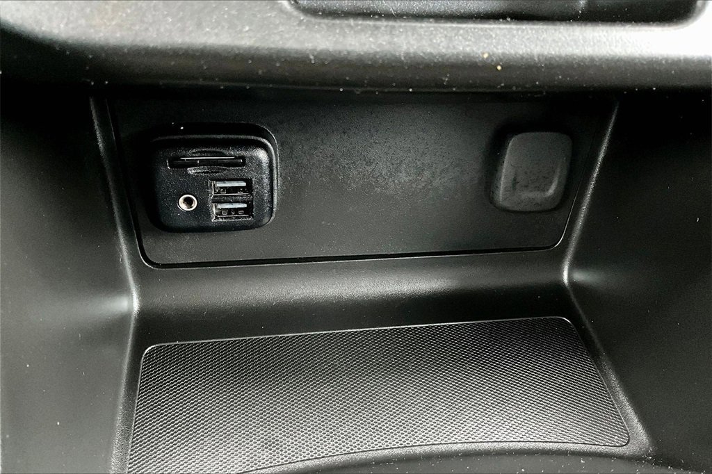 Used 2022 GMC Canyon Denali image 33