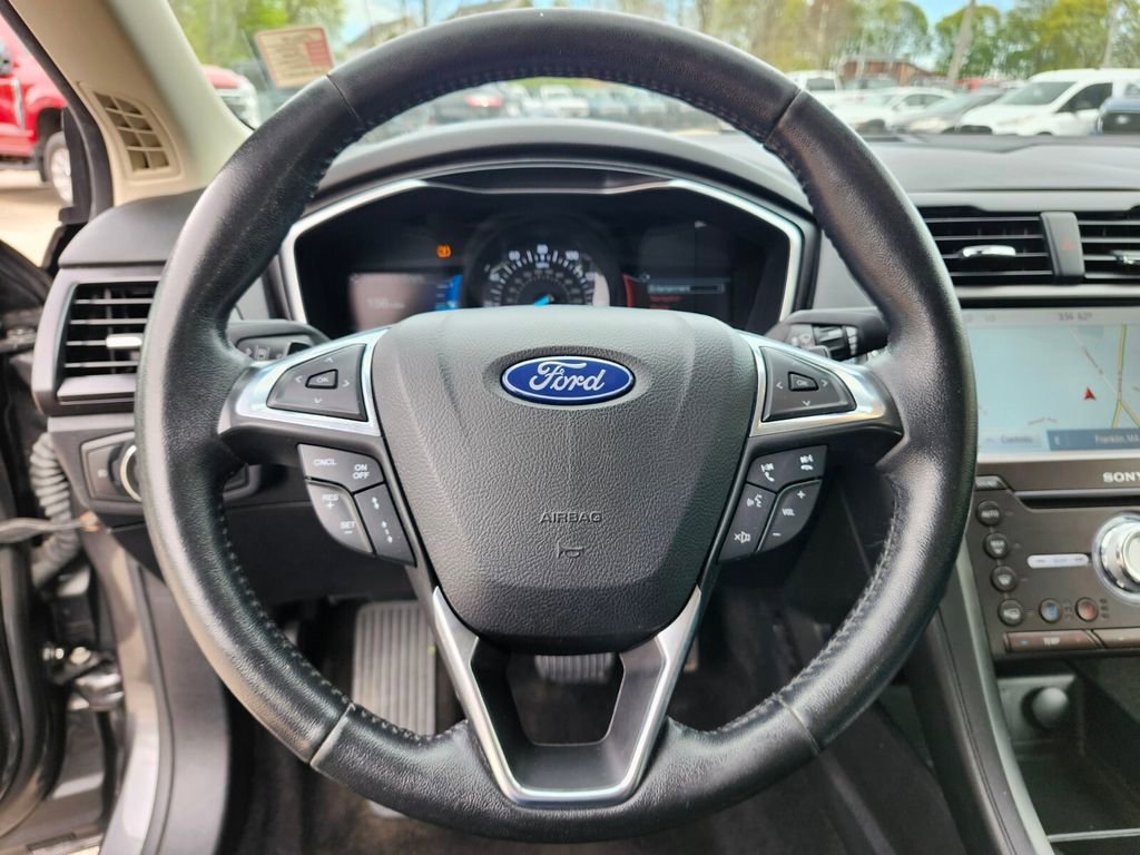 Certified 2020 Ford Fusion Titanium AWD/4WD image 27