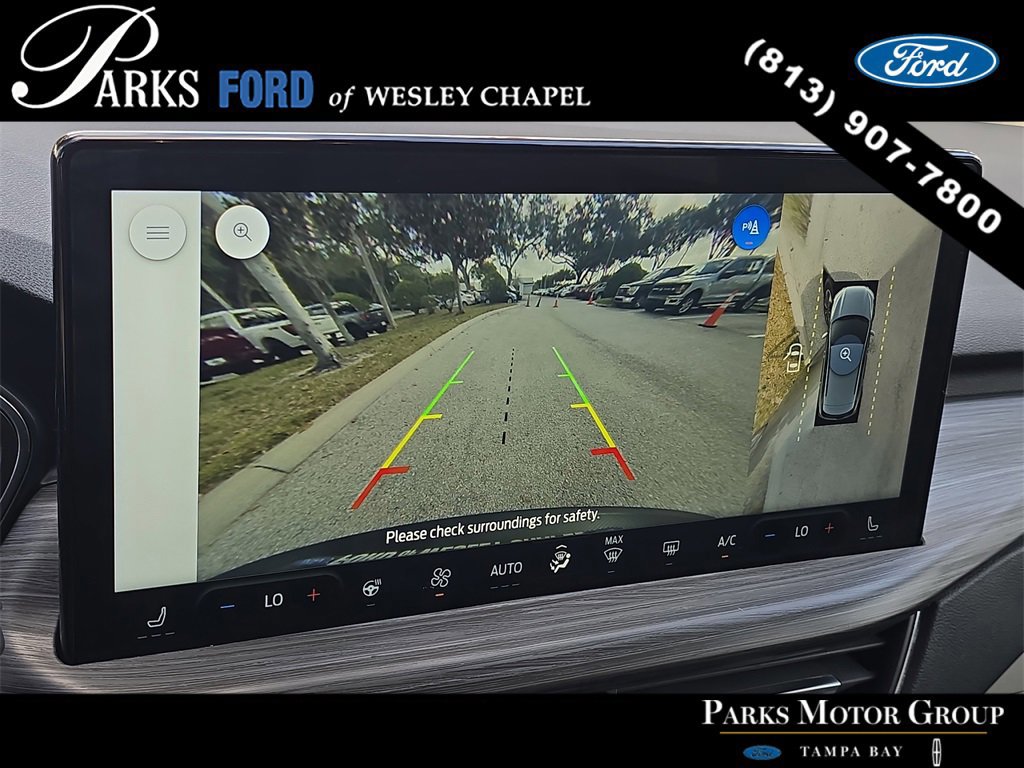 Certified 2023 Ford Escape Platinum w/ Class II Trailer Tow Package image 24