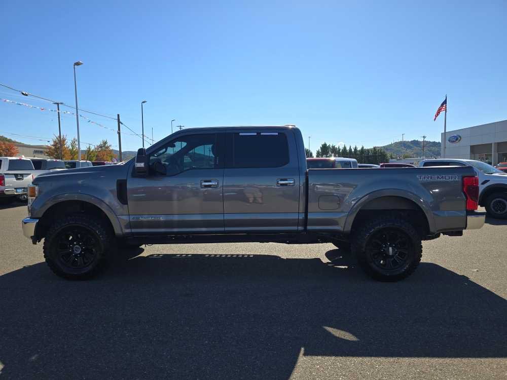 Certified 2021 Ford F250 XLT w/ Tremor Off-Road Package AWD/4WD image 2
