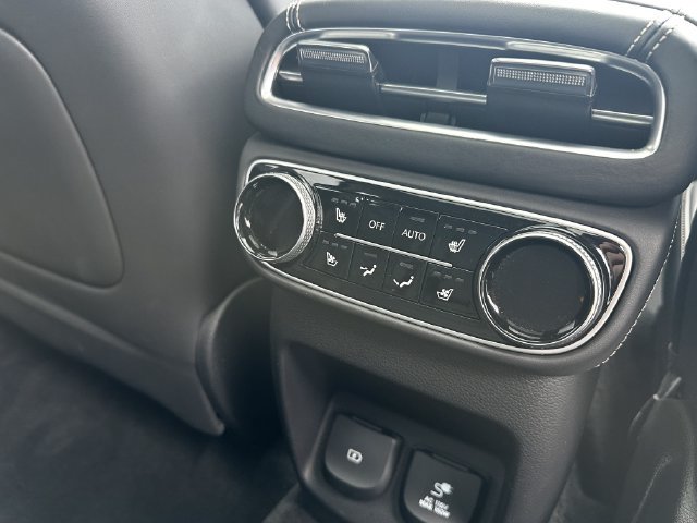 Used 2023 Genesis GV80 3.5T AWD/4WD image 40