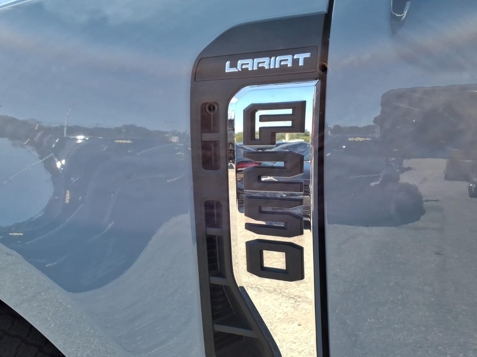 Certified 2024 Ford F250 Lariat w/ Chrome Package AWD/4WD image 7