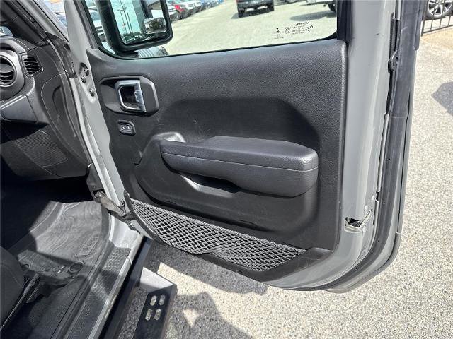 Used 2023 Jeep Wrangler Willys image 21