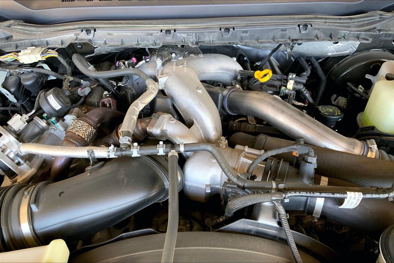 Certified 2026 Ford F350 Lariat w/ Chrome Package AWD/4WD image 9