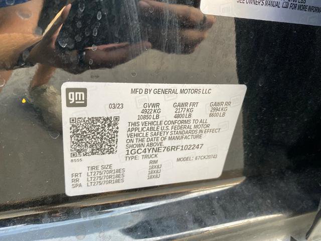 Used 2024 Chevrolet Silverado 2500 LT w/ Convenience Package image 16