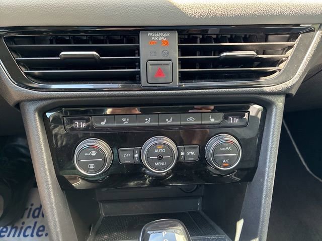 Used 2023 Volkswagen Taos SEL AWD/4WD image 26