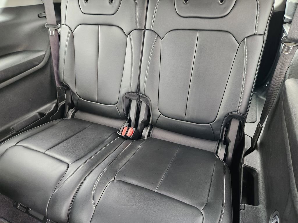 Used 2021 Jeep Grand Cherokee L Limited RWD image 34