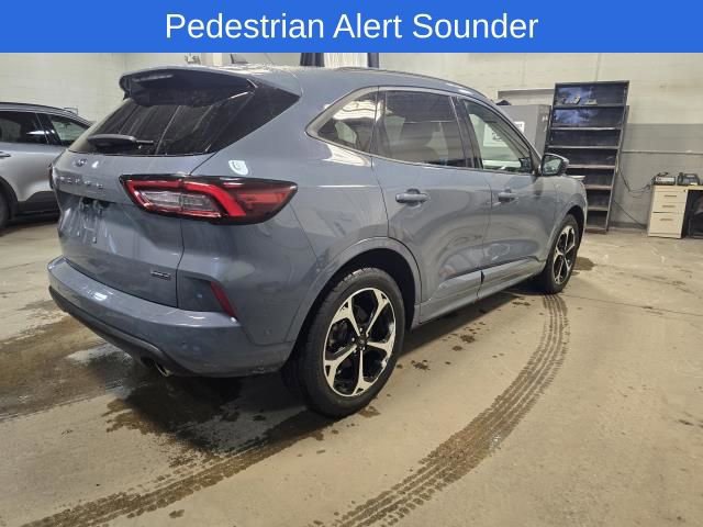 Certified 2023 Ford Escape ST-Line Elite w/ Premium Technology Package image 4