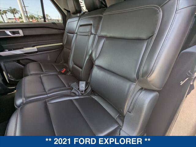 Certified 2021 Ford Explorer XLT w/ Equipment Group 202A RWD image 20