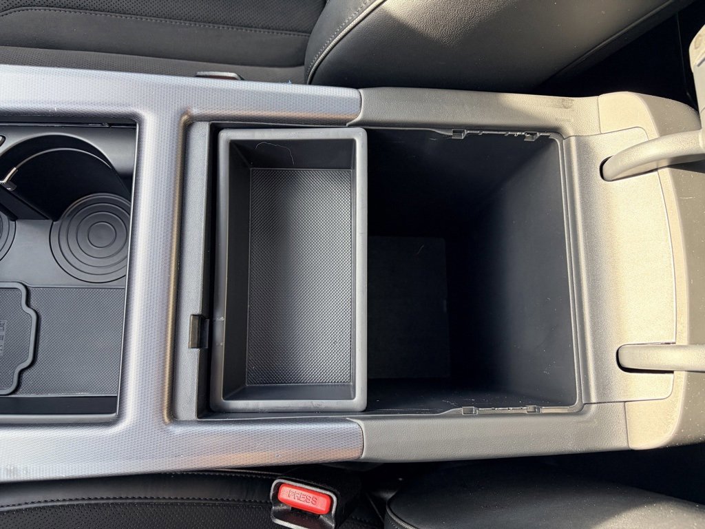 Used 2024 Hyundai Palisade Calligraphy image 16