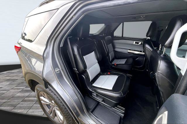 Certified 2023 Ford Explorer XLT w/ Equipment Group 202A AWD/4WD image 27