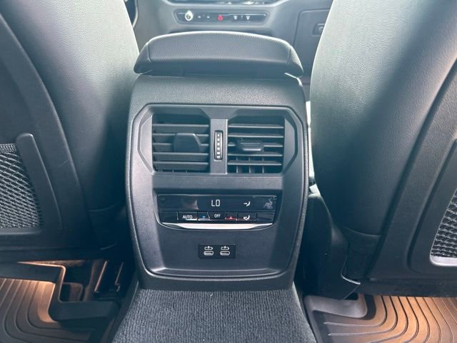 Used 2023 BMW 330i Sedan RWD image 15