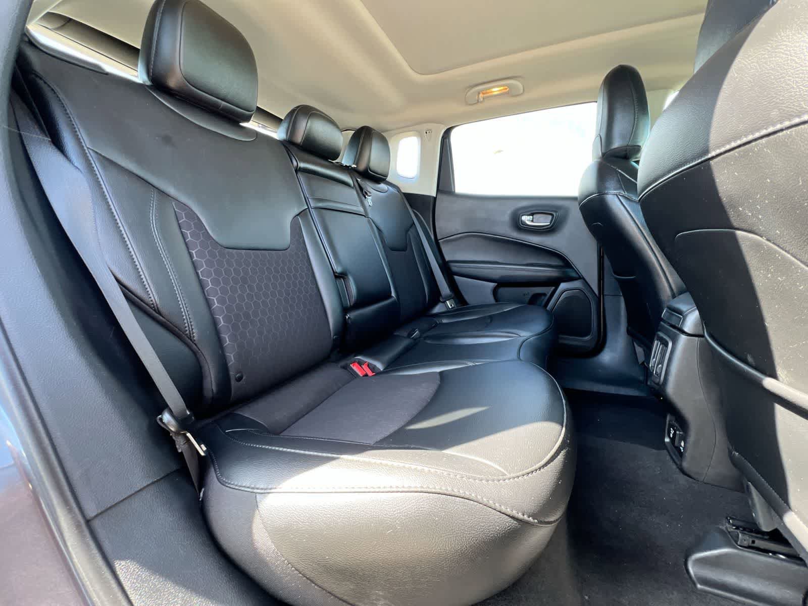 Used 2019 Jeep Compass Latitude FWD image 20