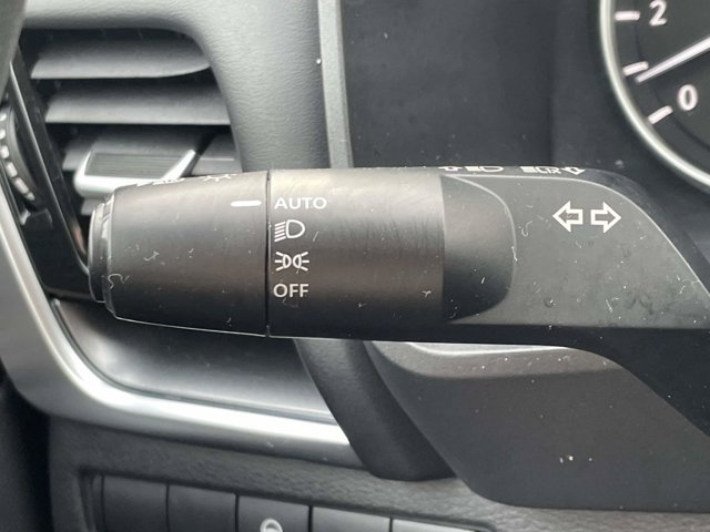 Used 2021 Nissan Rogue SV FWD image 22