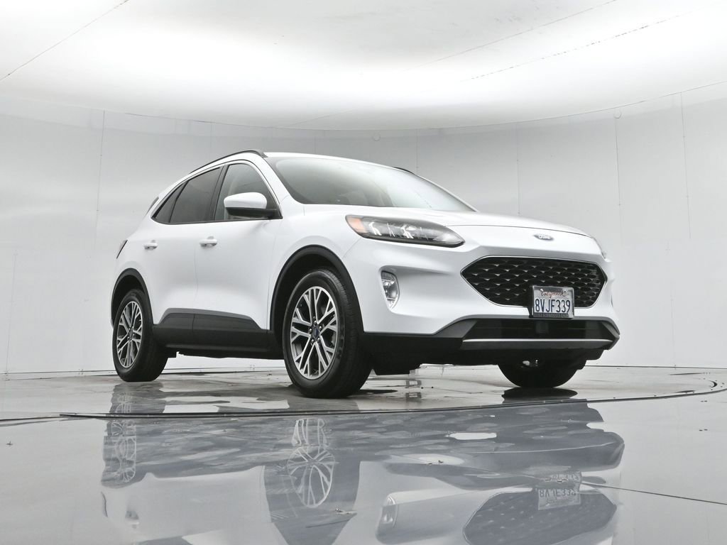 Certified 2020 Ford Escape SEL image 45