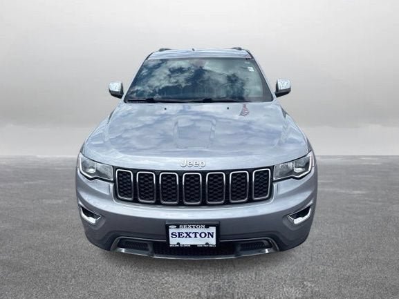 Used 2017 Jeep Grand Cherokee Limited w/ Trailer Tow Group IV AWD/4WD image 4