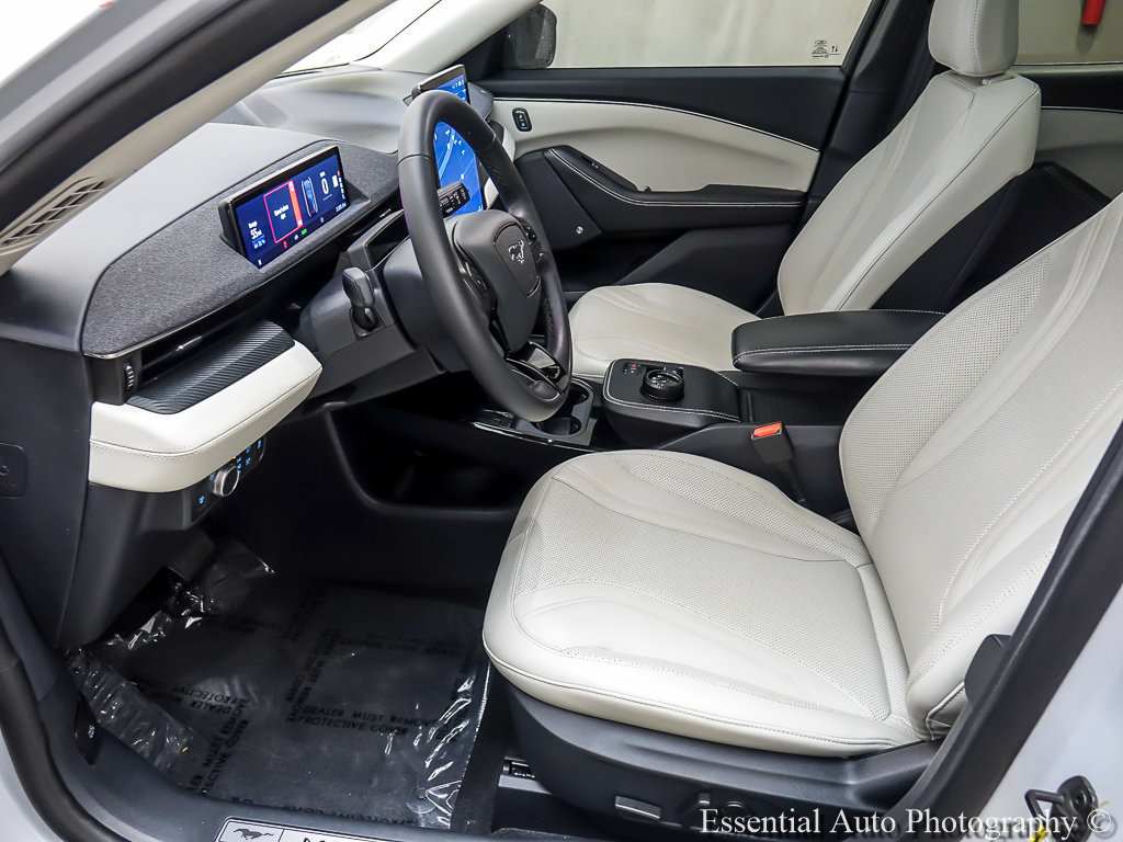 Certified 2022 Ford Mustang Mach-E Premium AWD/4WD image 9