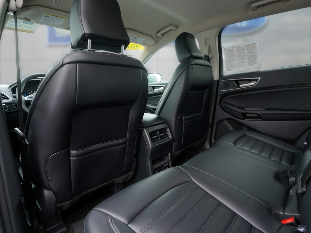 Certified 2024 Ford Edge SEL w/ Convenience Package AWD/4WD image 17