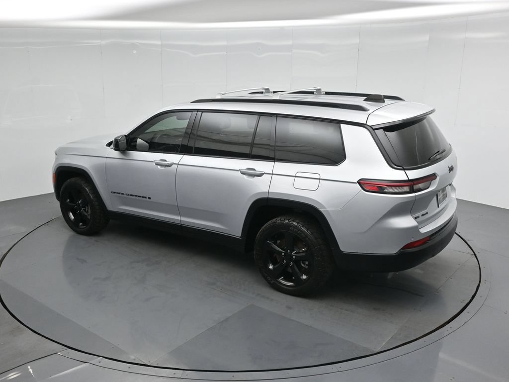 Used 2021 Jeep Grand Cherokee L Laredo AWD/4WD image 40