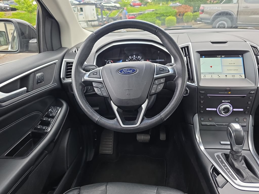 Certified 2017 Ford Edge Titanium w/ Equipment Group 301A FWD image 8