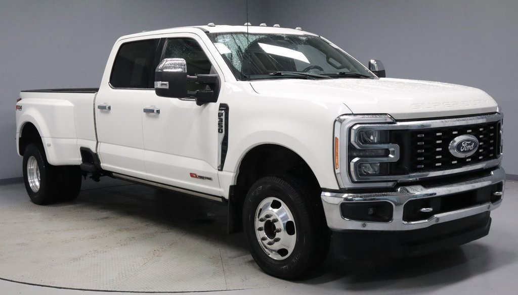 Certified 2023 Ford F350 Lariat w/ Lariat Ultimate Package image 7