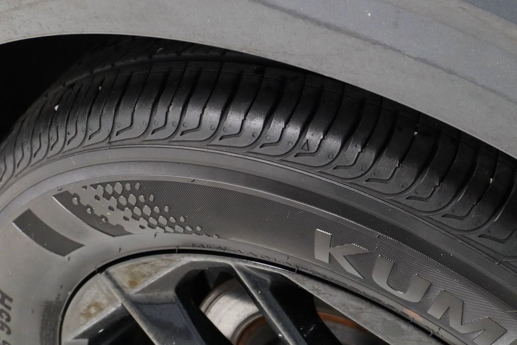 Used 2025 Kia K5 LXS image 19