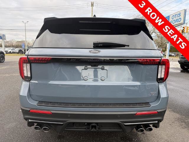 Certified 2025 Ford Explorer ST image 3