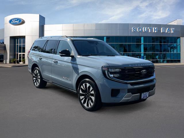 Certified 2025 Ford Expedition Platinum w/ Driver's Package AWD/4WD image 7