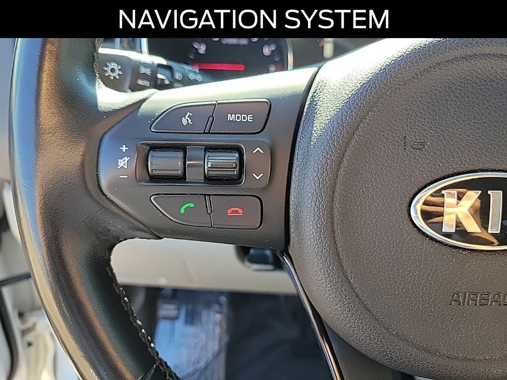 Used 2018 Kia Sedona SX FWD image 24