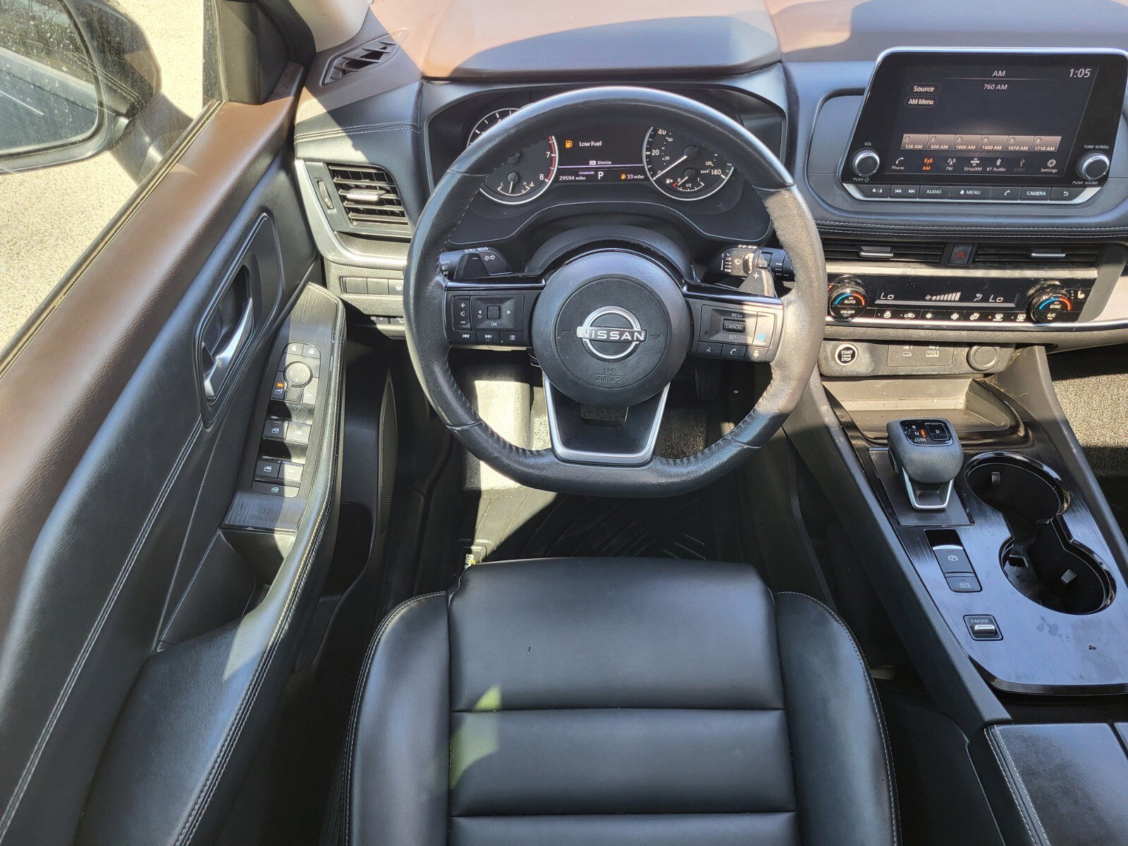 Used 2023 Nissan Rogue SV w/ SV Premium B Package image 14