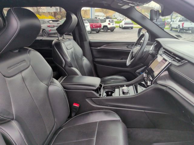 Used 2021 Jeep Grand Cherokee L Overland w/ Luxury Tech Group IV image 16