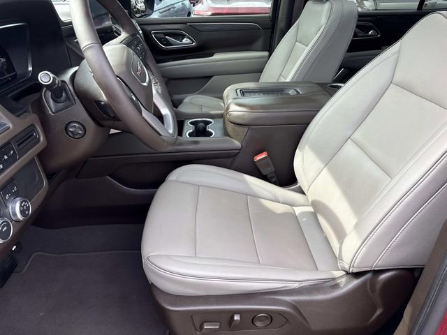 Used 2022 GMC Yukon SLT w/ SLT Luxury Package AWD/4WD image 27