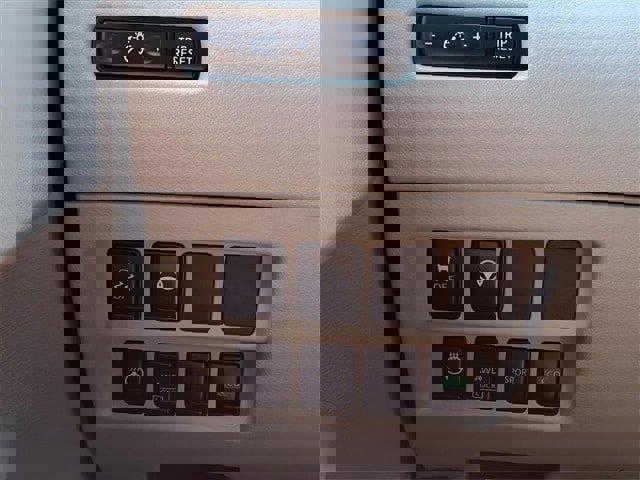 Used 2022 Nissan Rogue Sport SL image 21