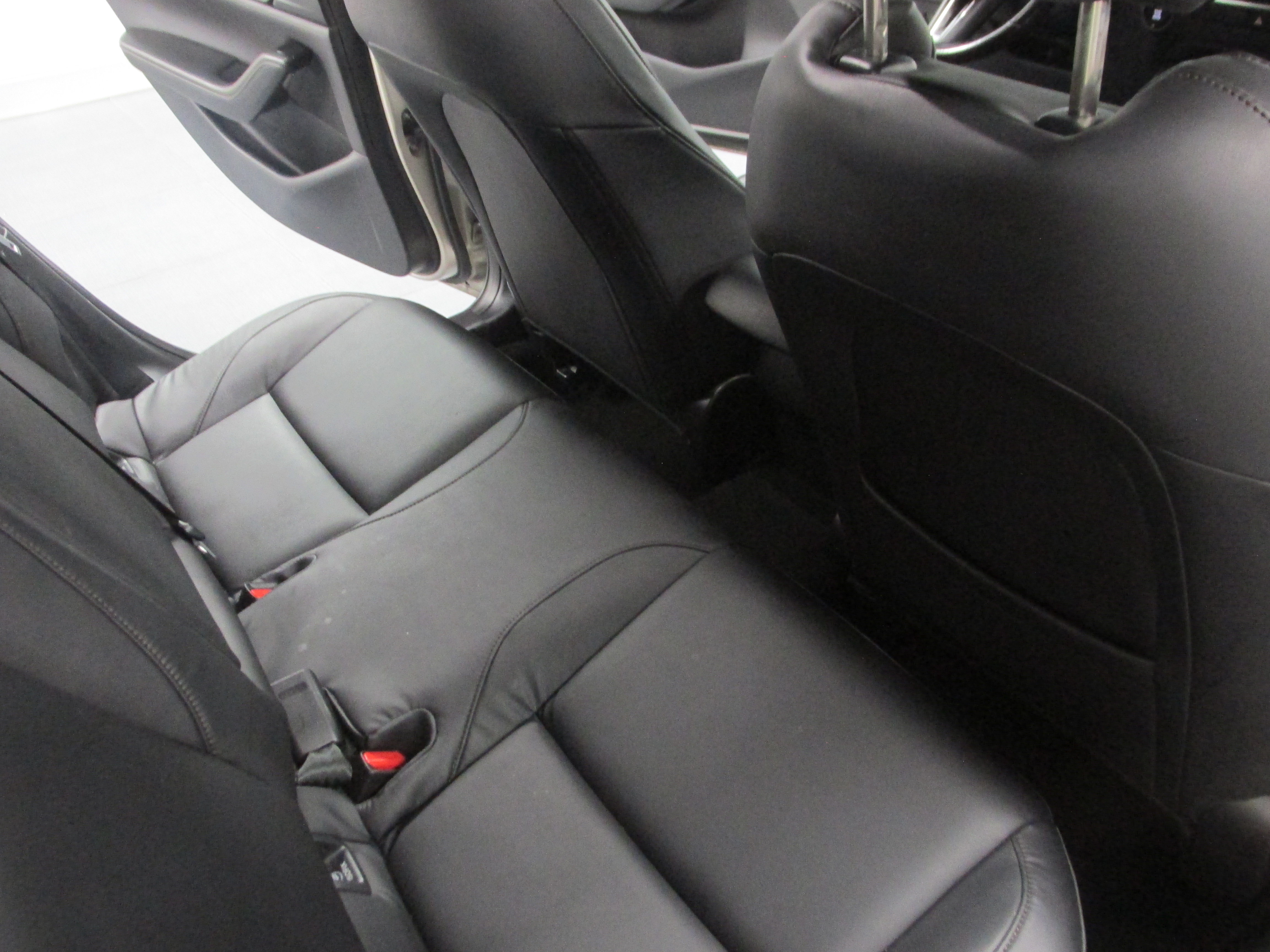 Used 2024 MAZDA MAZDA3 s FWD image 22