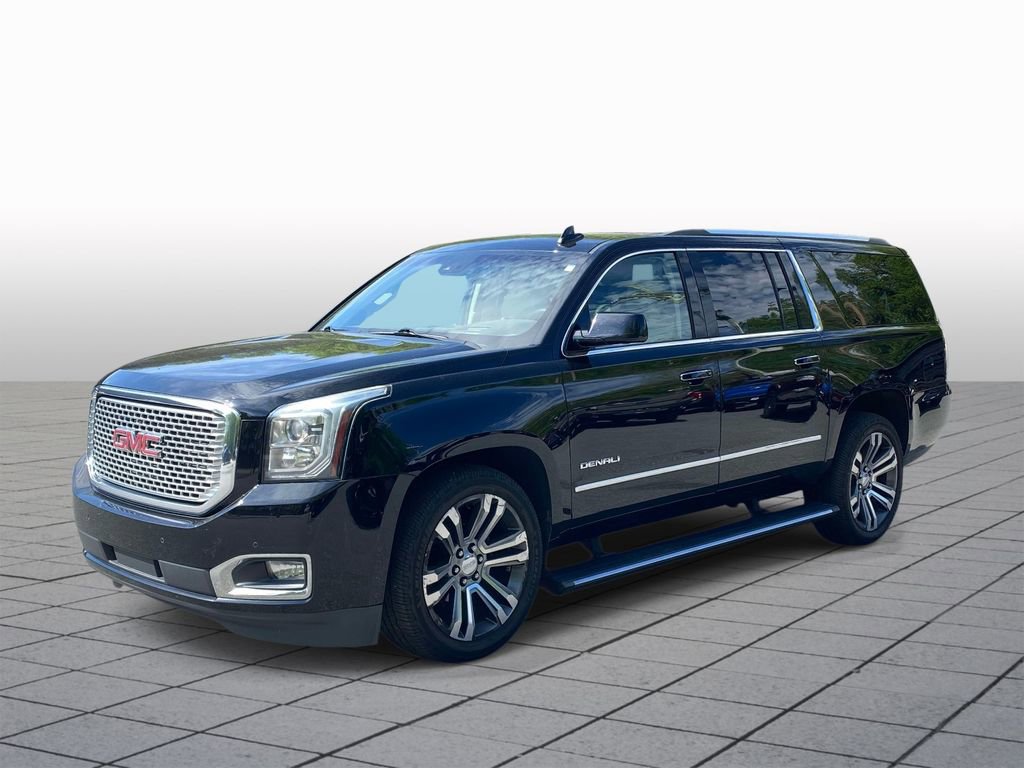 Used 2017 GMC Yukon XL Denali w/ Open Road Package AWD/4WD image 3