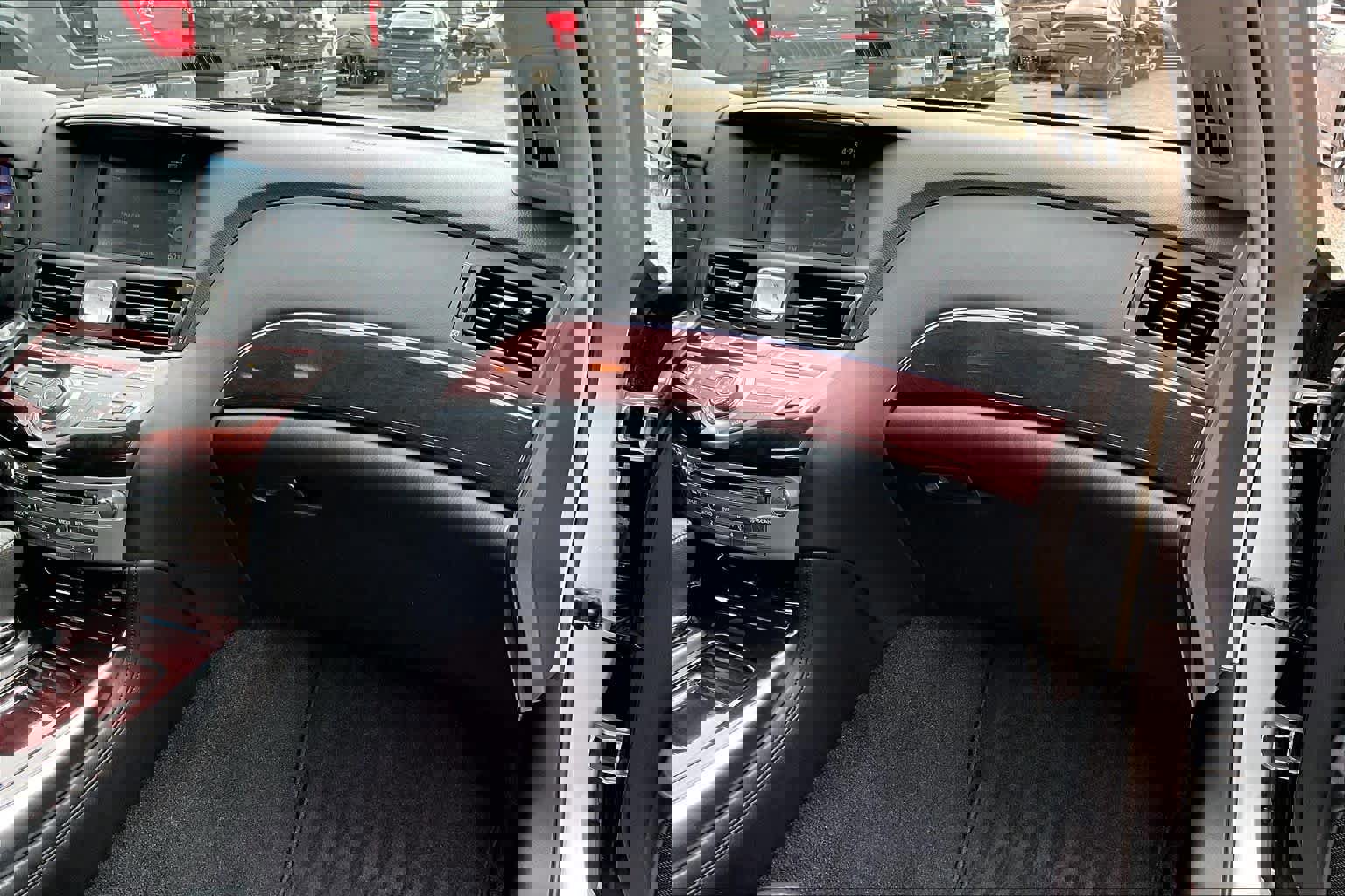 Used 2018 INFINITI Q70 L 3.7 image 20