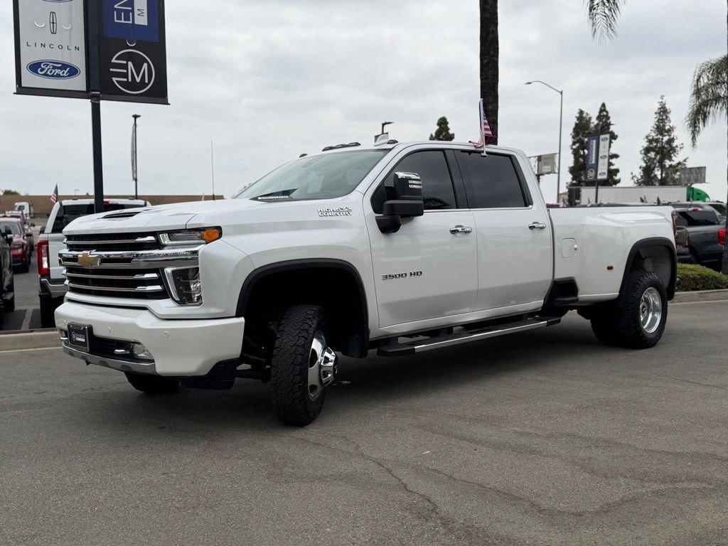 Used 2021 Chevrolet Silverado 3500 High Country w/ Technology Package AWD/4WD image 6
