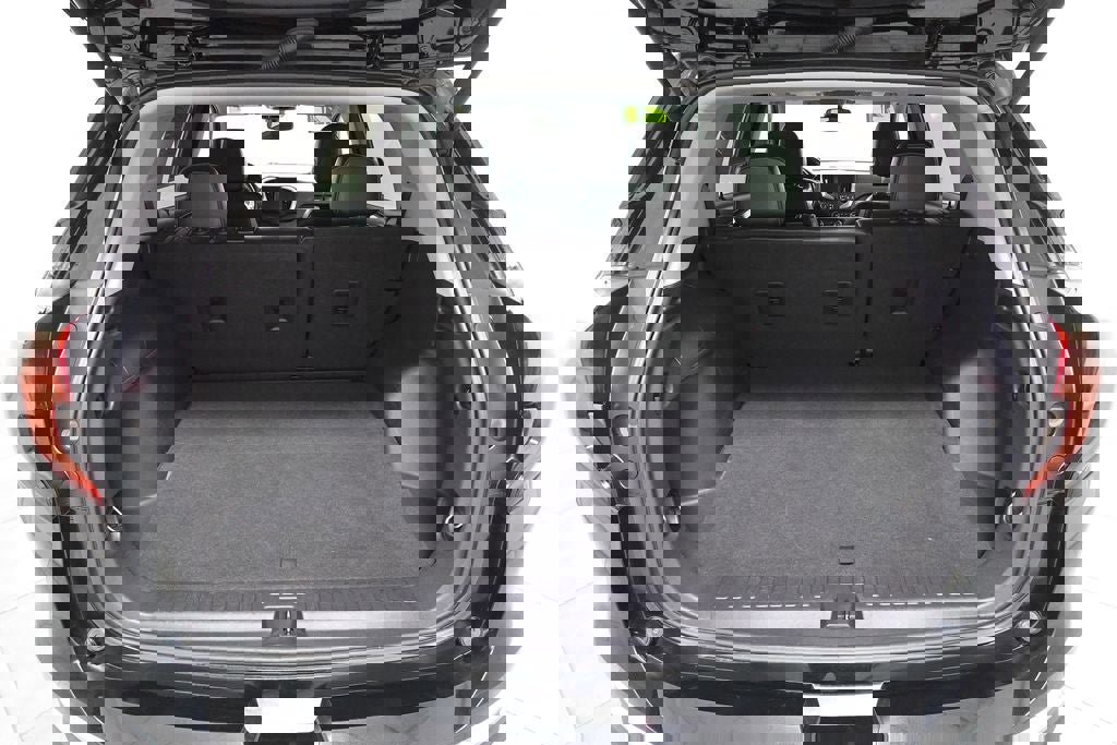 Used 2021 GMC Terrain SLT image 26