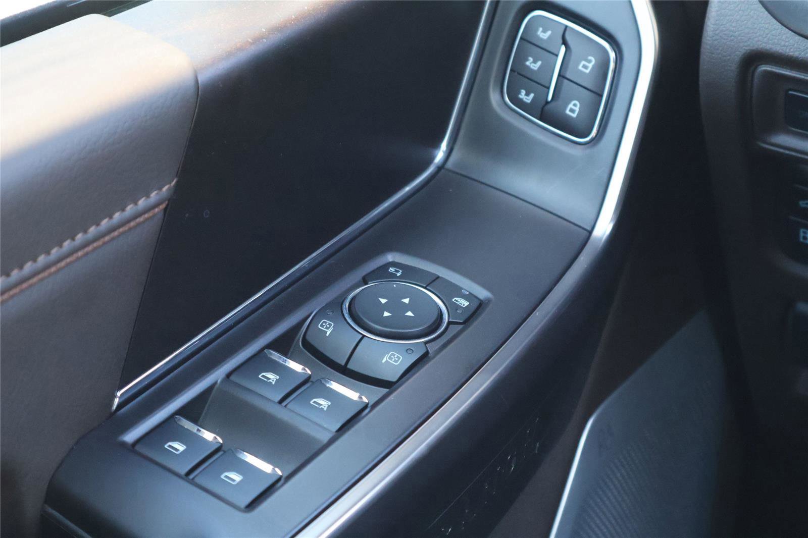 Certified 2024 Ford F150 King Ranch image 19