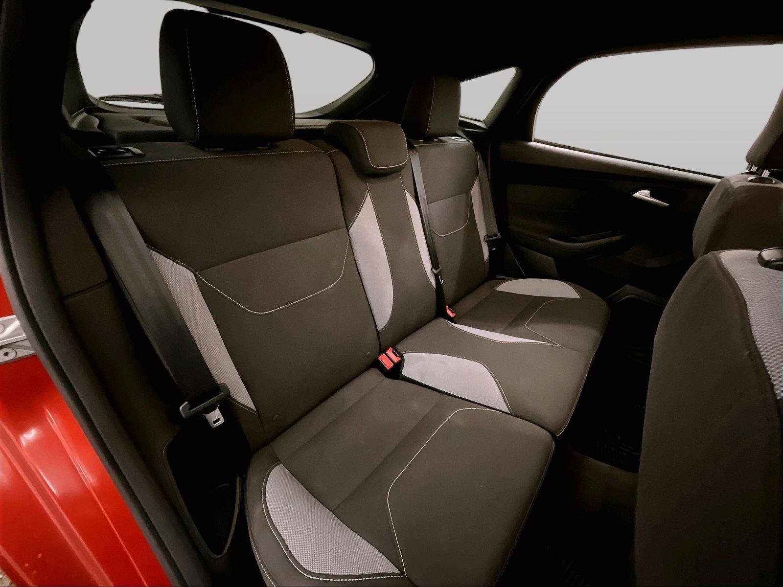 Certified 2018 Ford Focus ST FWD image 26